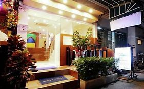 Royal Express Inn