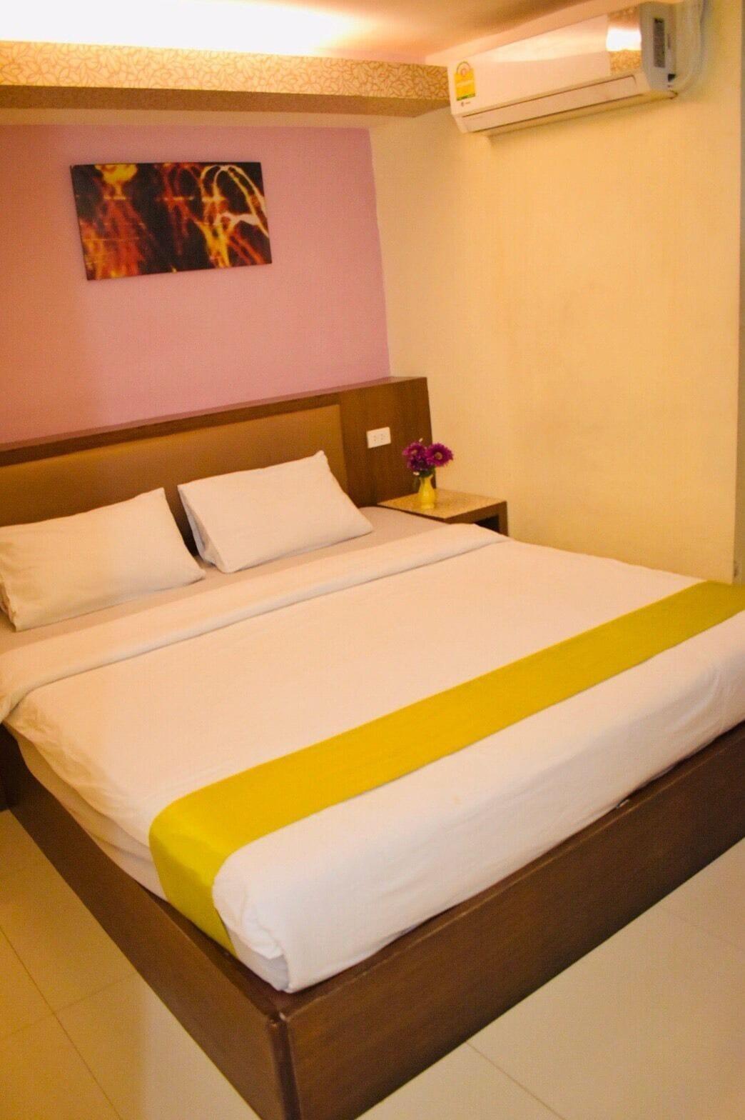 Royal Express Inn Bangkok Exterior foto
